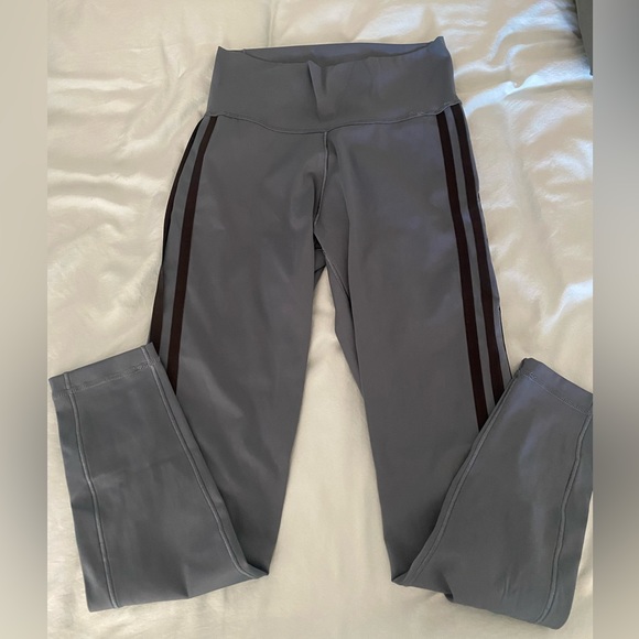 Adidas high waisted leggings - Picture 2 of 4